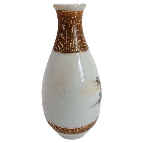 Vintage Japanese Kutani  River & House, Tokkuri or Sake Bottle, 5 3/4" - Picture 3 of 7